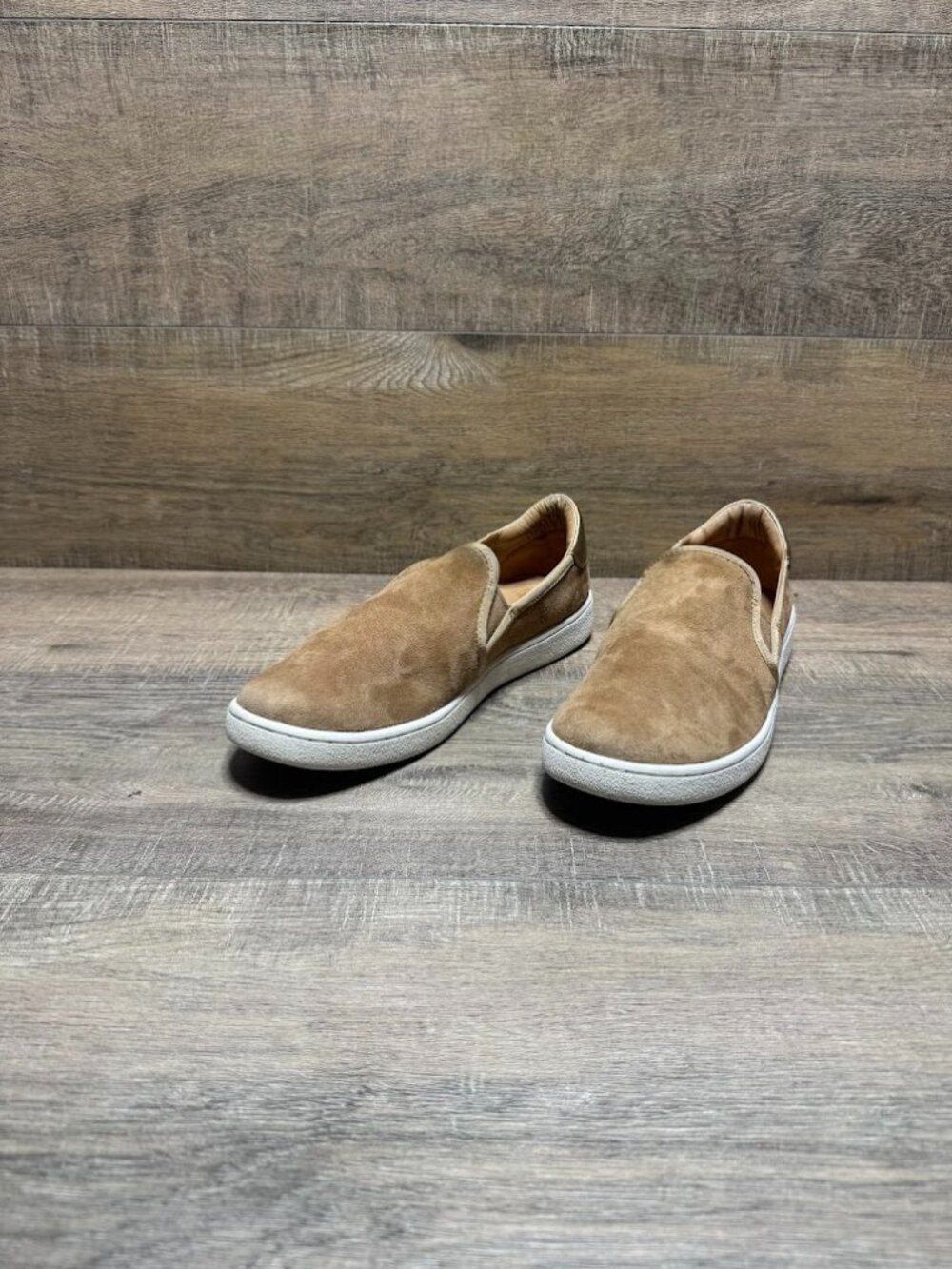 Uggs Jass Tan Suede Slip On Sneakers Women's Size 11